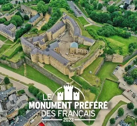 L'echiquier Royal-studio Chic Proche Chateau 아파트